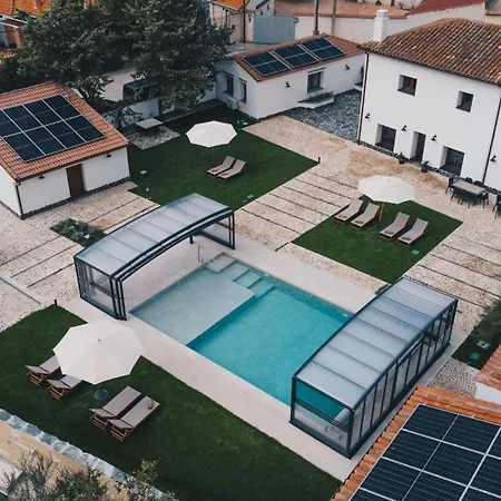 La Casa Del Caminero Piscina Climatizada