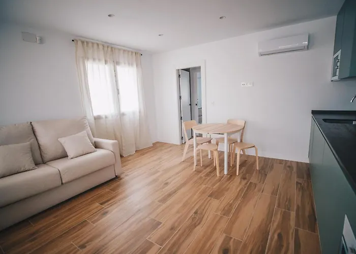 La Casa Del Caminero Piscina Climatizada * Villanueva de Gomez